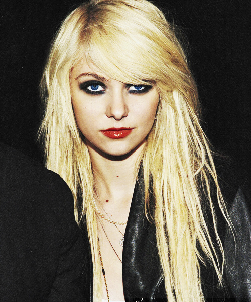 Taylor Momsen picture