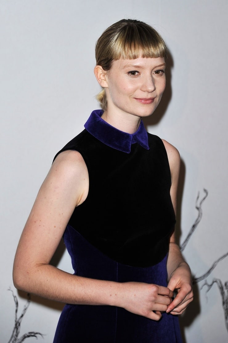 Mia Wasikowska