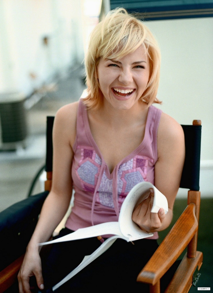 Elisha Cuthbert Elisha Cuthbert