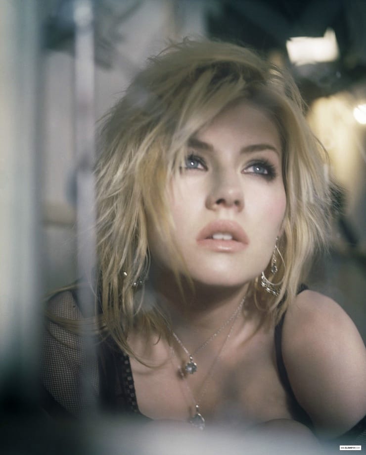 Elisha Cuthbert Elisha Cuthbert