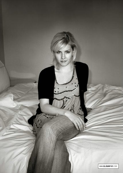Elisha Cuthbert Elisha Cuthbert