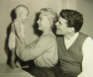 Hope Lange