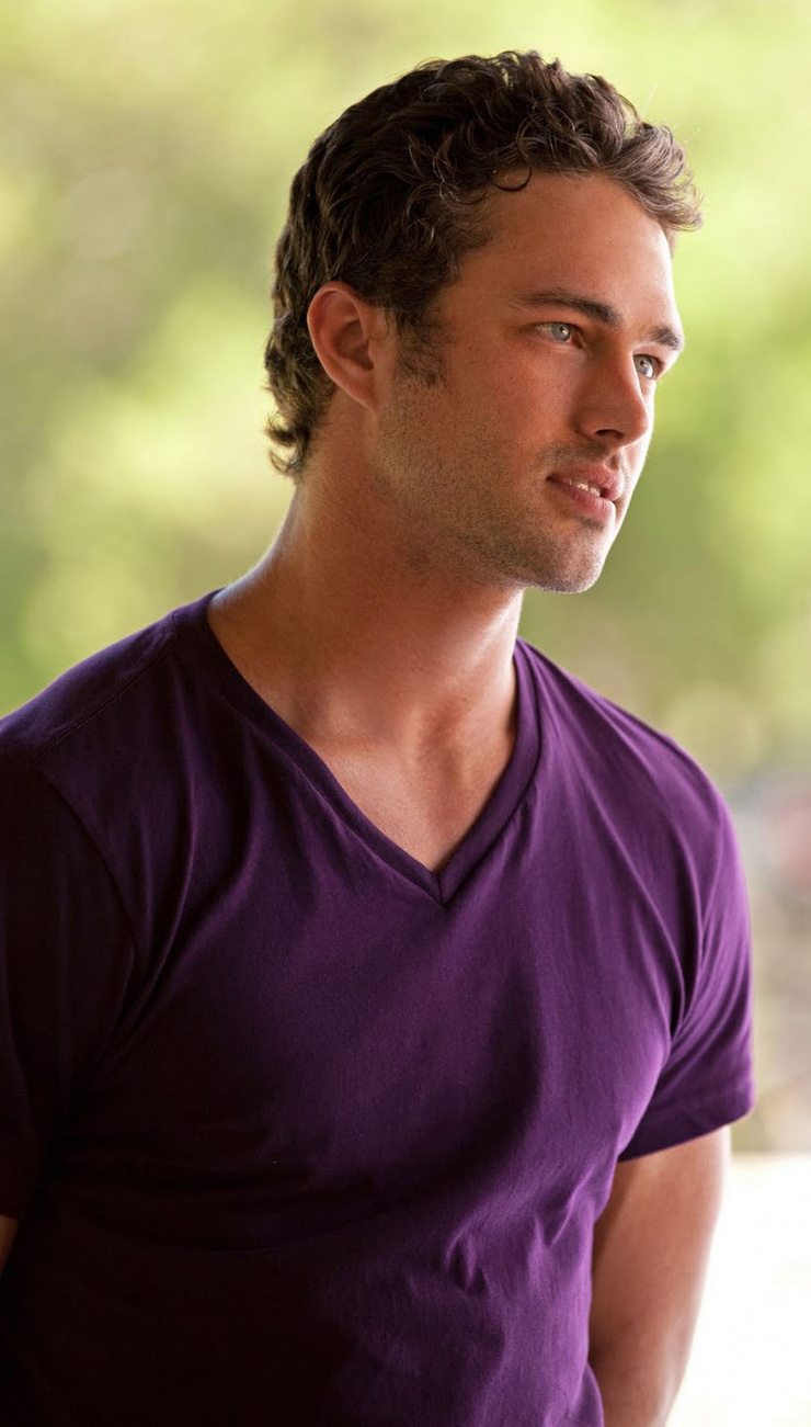 Taylor Kinney Taylor Kinney