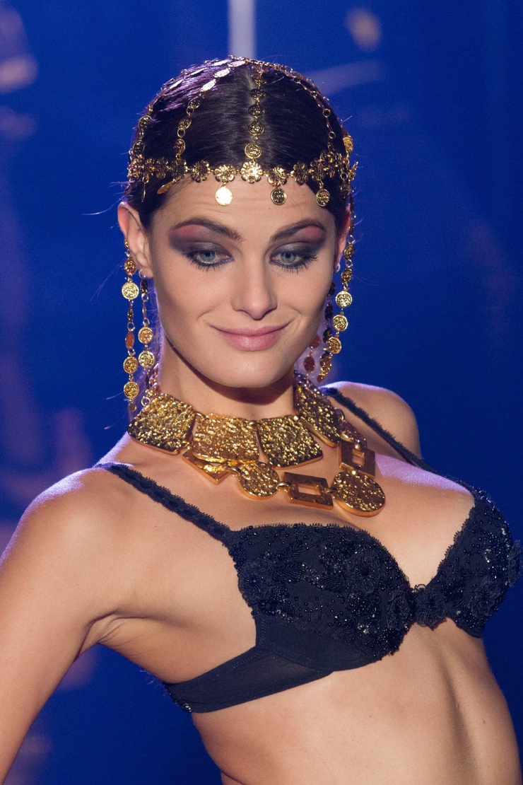 Isabeli Fontana