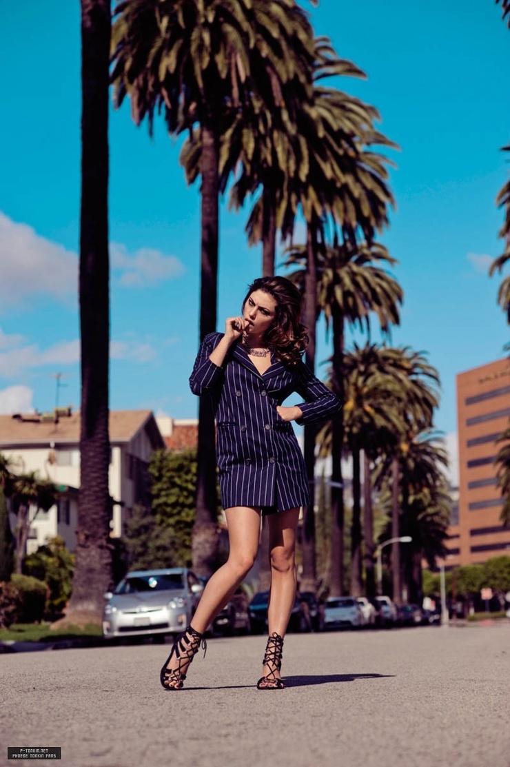 Phoebe Tonkin