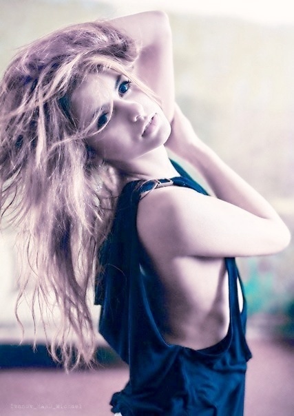 Julia Zabolotnikova Julia Zabolotnikova