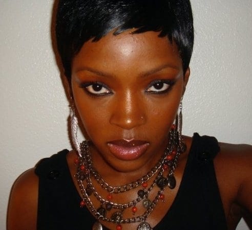 Caroline Chikezie