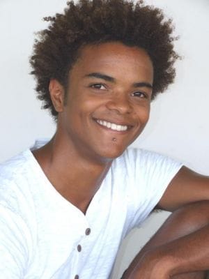 Eka Darville