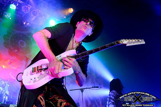 Steve Vai