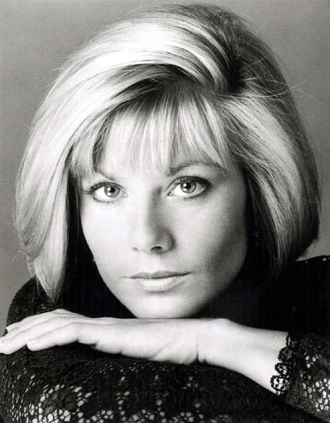 Glynis Barber