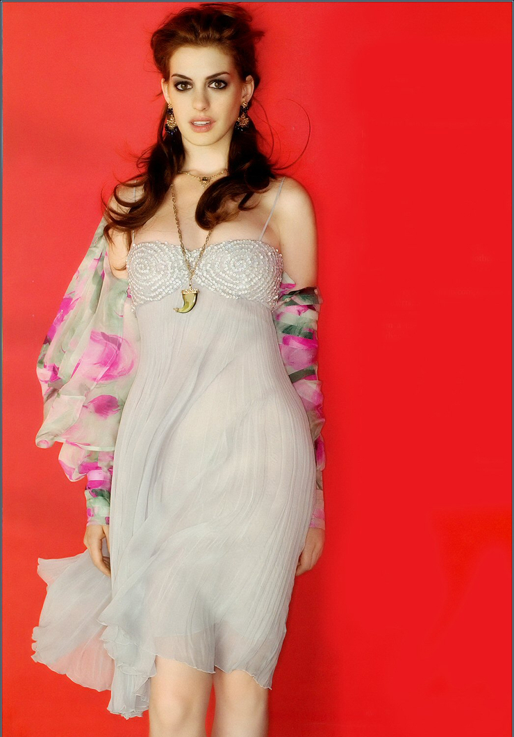 Anne Hathaway Anne Hathaway