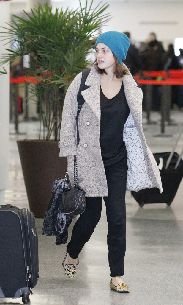 Phoebe Tonkin