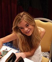 Ellen Muth Ellen Muth