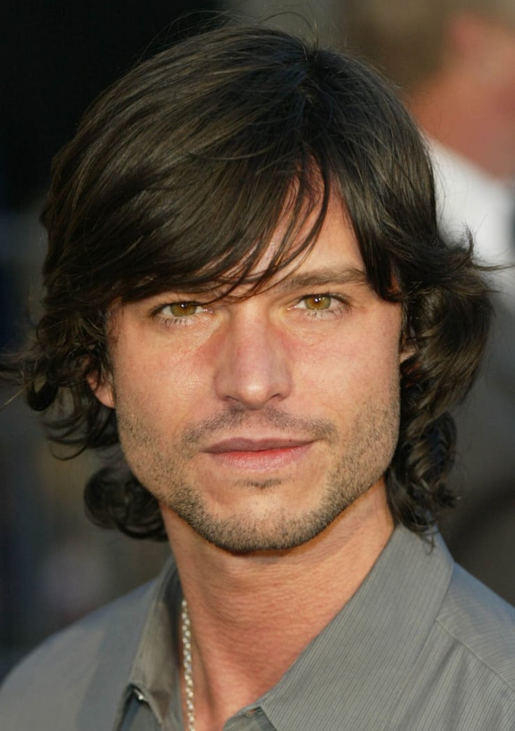 does Jason Behr have tattoos