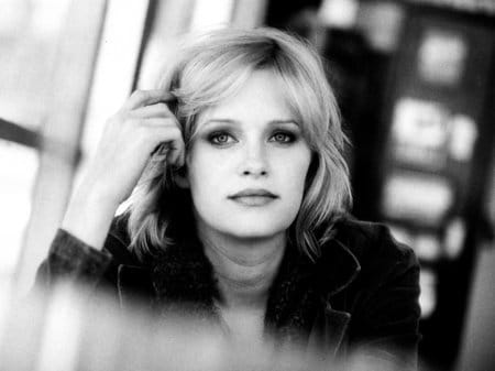 Nicholle Tom
