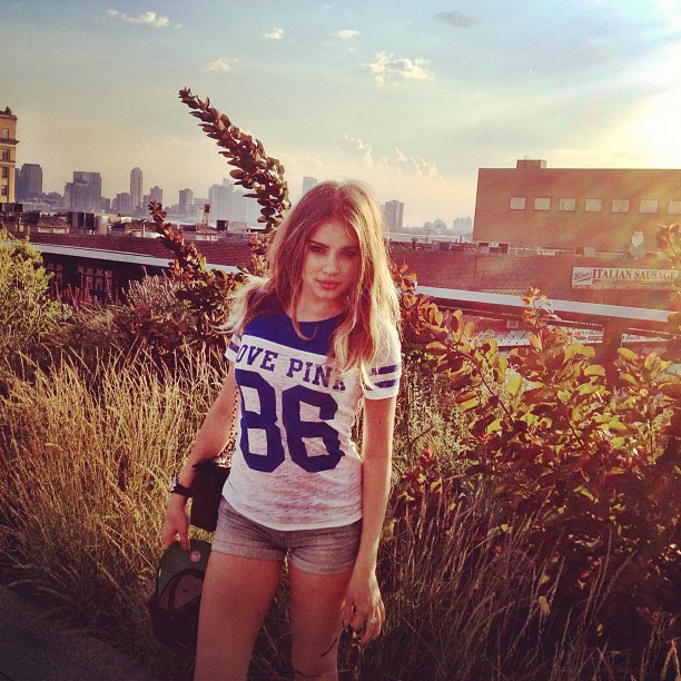 Xenia Tchoumitcheva Xenia Tchoumitcheva