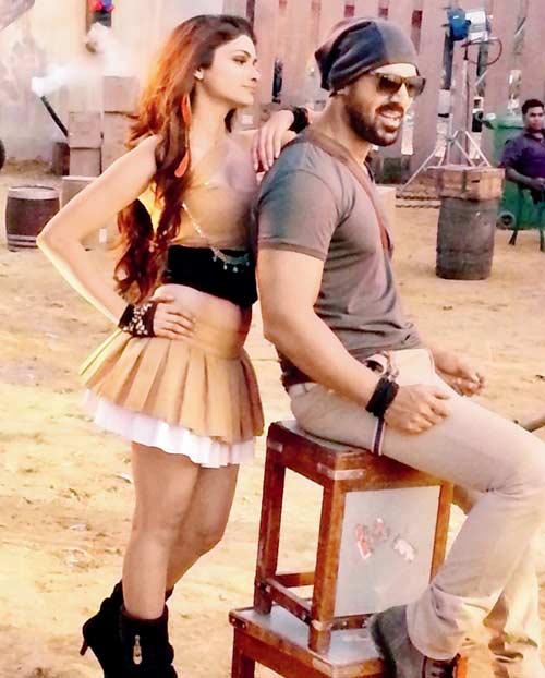 I, Me aur Main                                  (2013)