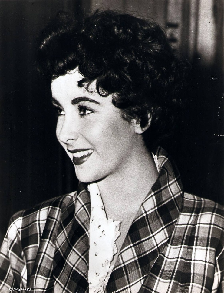 Elizabeth Taylor Elizabeth Taylor