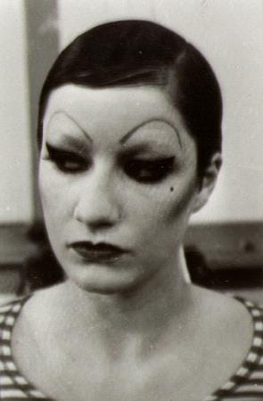 Nell Campbell