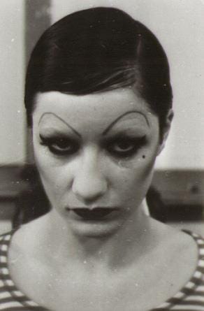 Picture of Nell Campbell