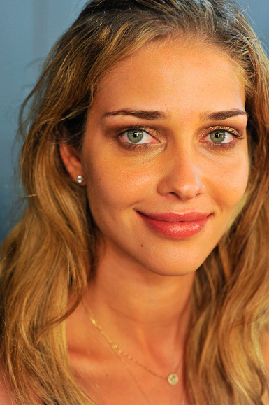Ana Beatriz Barros Ana Beatriz Barros