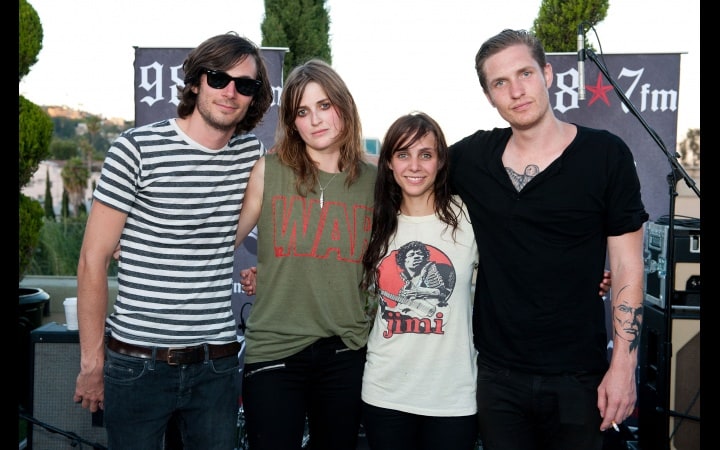 Dead Sara