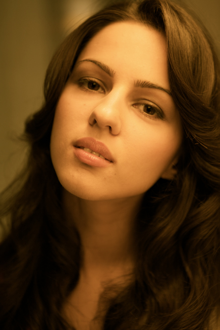 Annet Mahendru