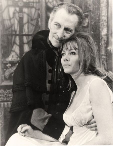 Peter Cushing