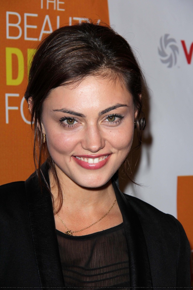 Phoebe Tonkin Phoebe Tonkin