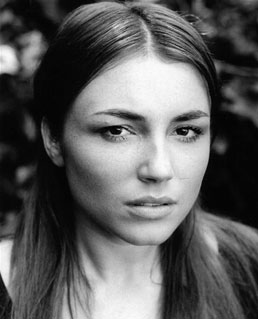 Lois Winstone