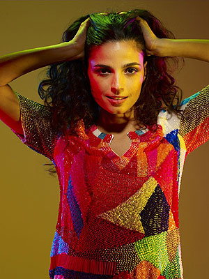 Emanuelle Araújo