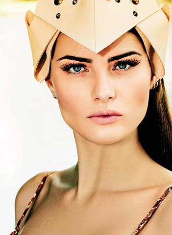 Isabeli Fontana