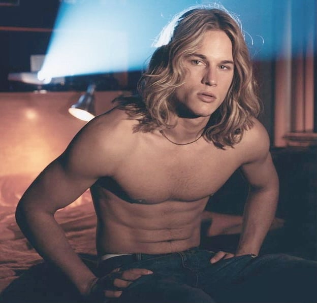 Travis Fimmel