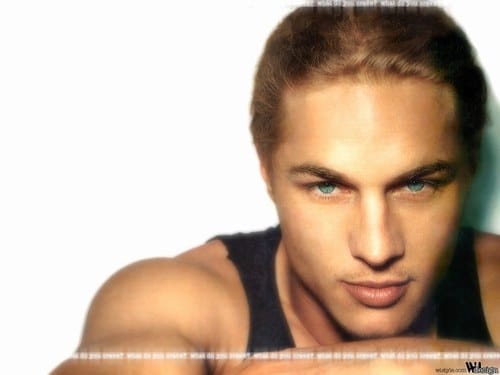 Travis Fimmel