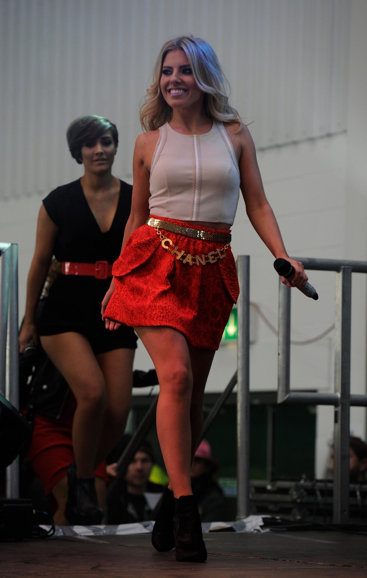 Mollie King