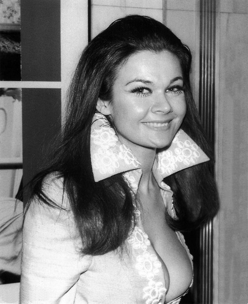 Imogen Hassall
