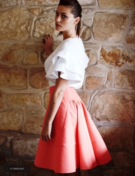 Phoebe Tonkin Phoebe Tonkin