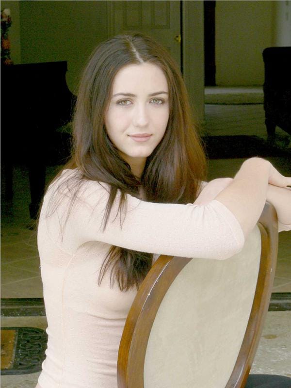 Madeline Zima