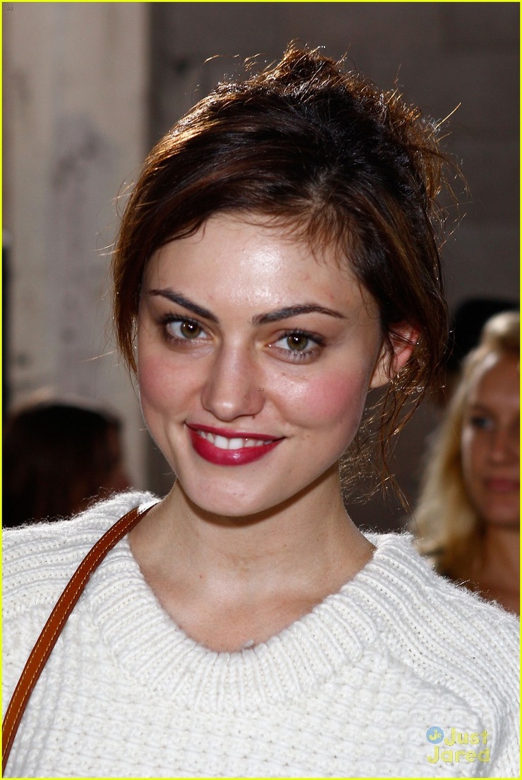 Phoebe Tonkin Phoebe Tonkin