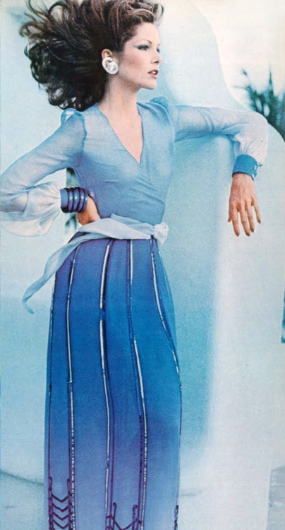 Lois Chiles Lois Chiles