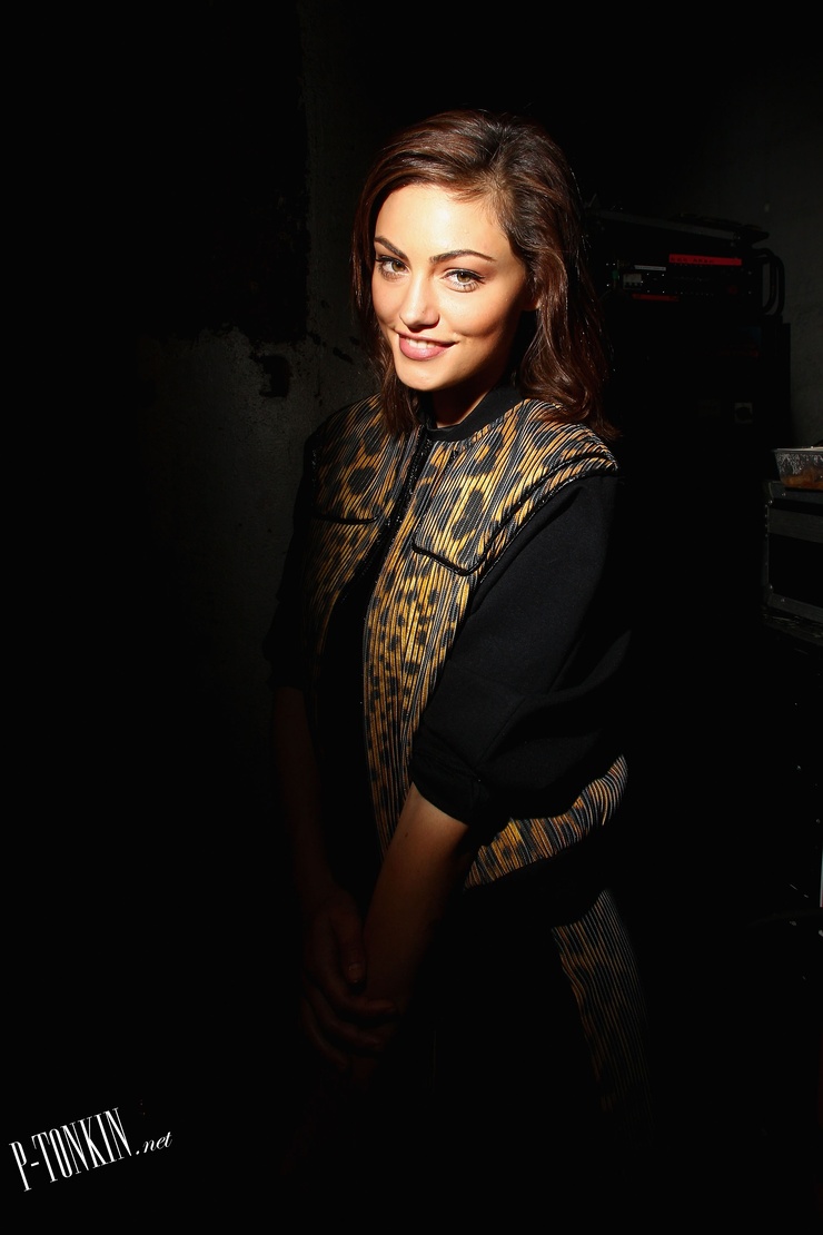 Phoebe Tonkin Phoebe Tonkin