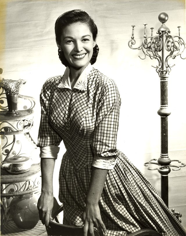Joan Taylor Joan Taylor