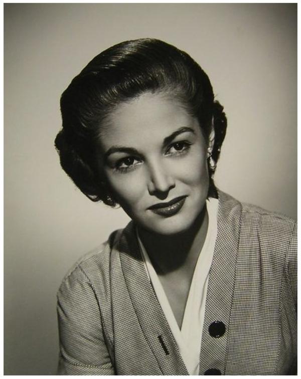 Picture of Joan Taylor