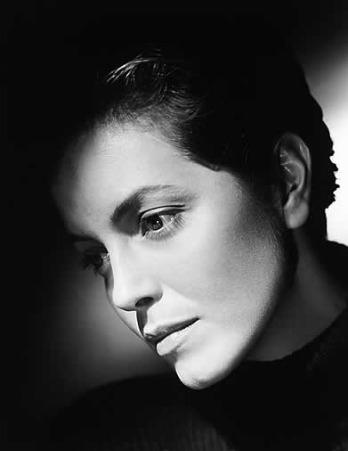 Greta Scacchi