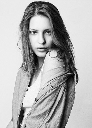 Lauren Marshall