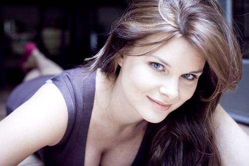 Heather Tom