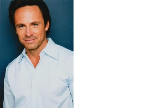 William deVry