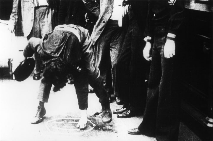 Picture Of The Face On The Barroom Floor 1914