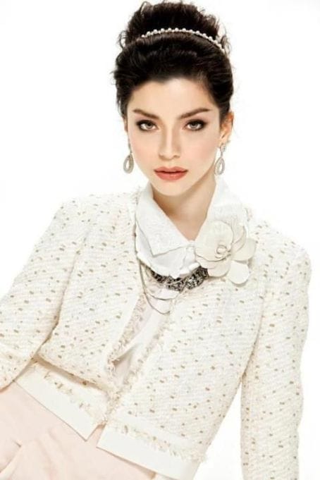 Merve Bolugur Merve Bolugur