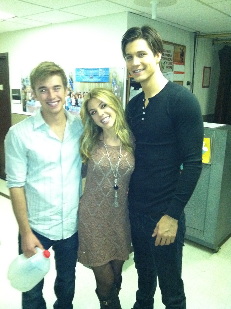 Kate Mansi Kate Mansi